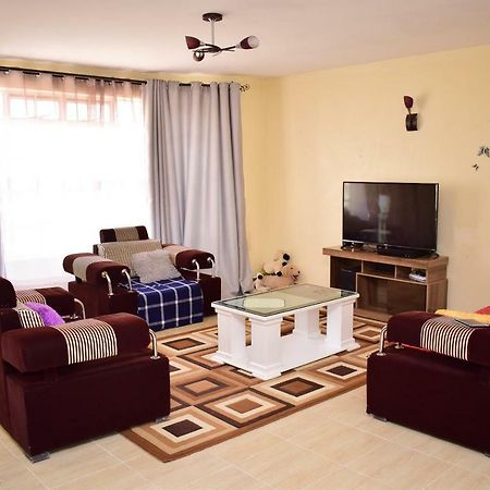 Joy Comfort Homestay Ναϊρόμπι Εξωτερικό φωτογραφία